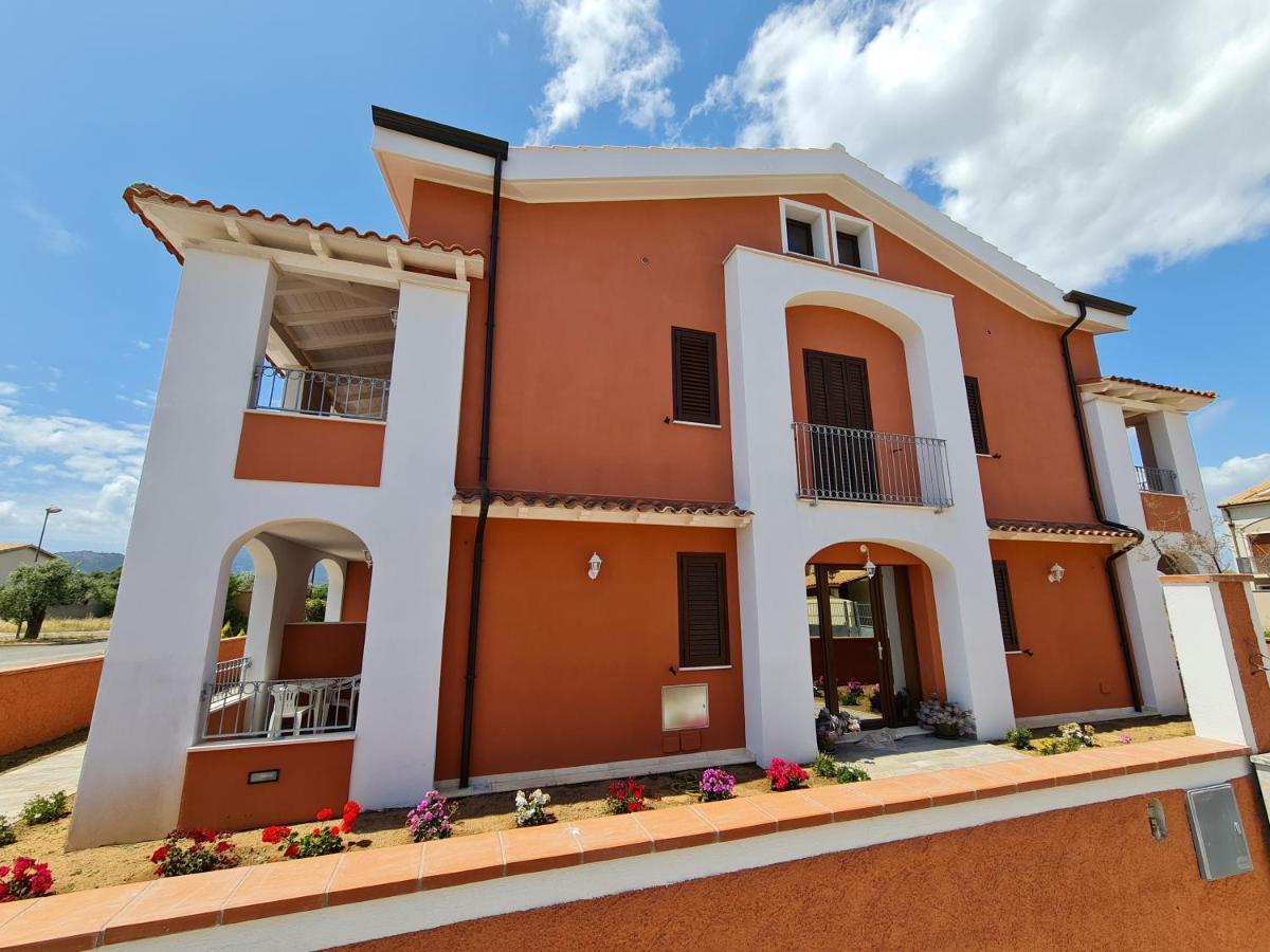 Le Anfore Di Nora Domo Pula Exterior photo